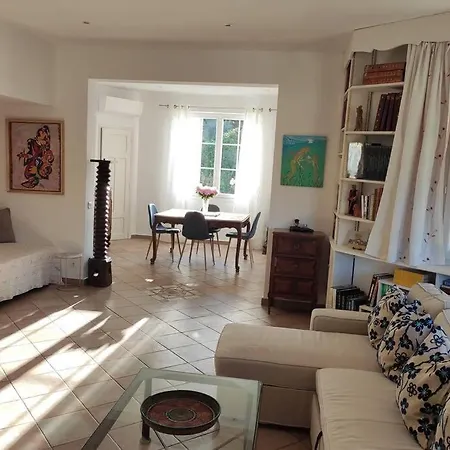 Suite Tropézienne Saint-Tropez Buitenkant foto